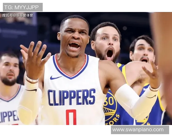 勇士与快船激战回顾精彩瞬间与经典对决全景解析 勇士与快船激战回顾精彩瞬间与经典对决全景解析