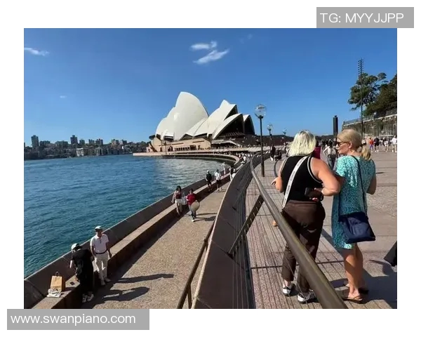 布里斯班与悉尼漫步之旅：探索澳大利亚两大城市的魅力与风情